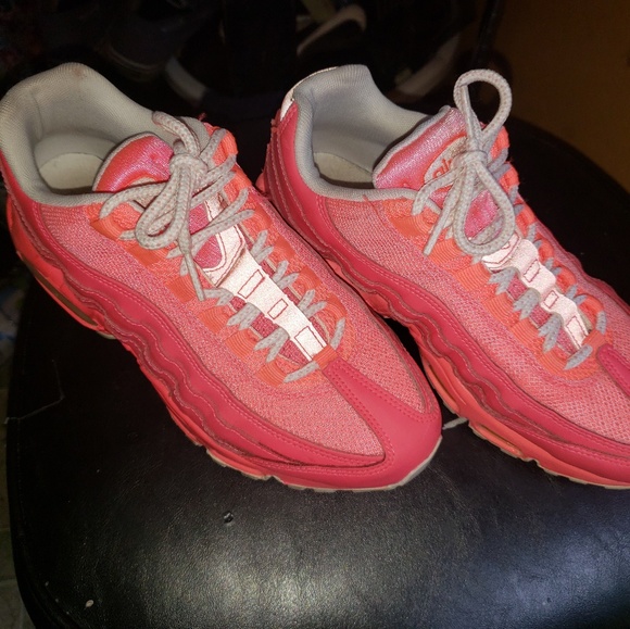 🔥🔥Tropical Punch Nike Air Max🔥Womens Size 7 - Picture 2 of 4